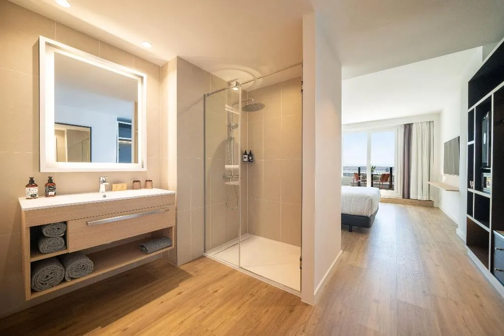 Double or Twin WITH TERRACE Room, Innside By Meliá Madrid Valdebebas, Madrid
