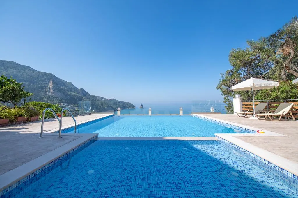 Pool, Mazis Apartments, Corfu