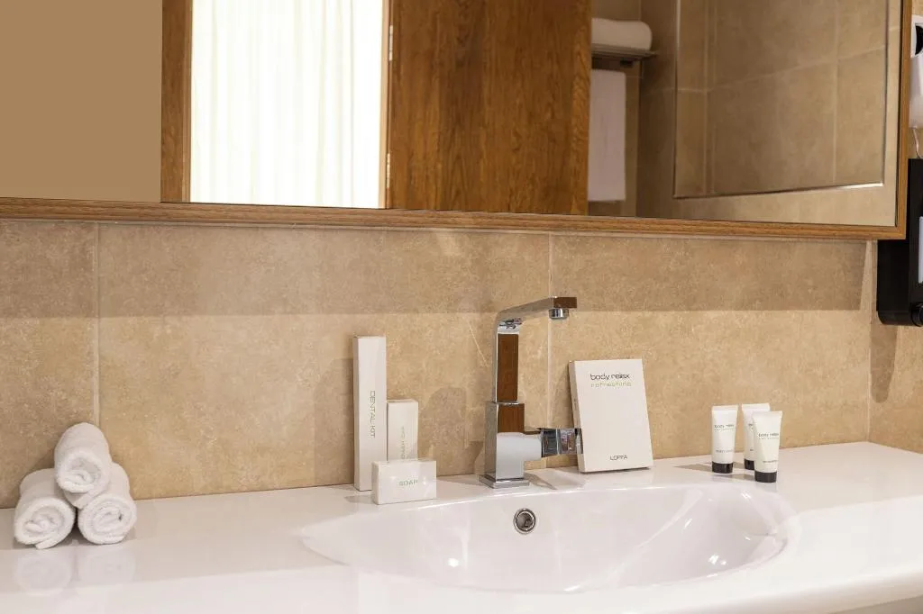 Room, Mazar Pyramids Hotel, Cairo