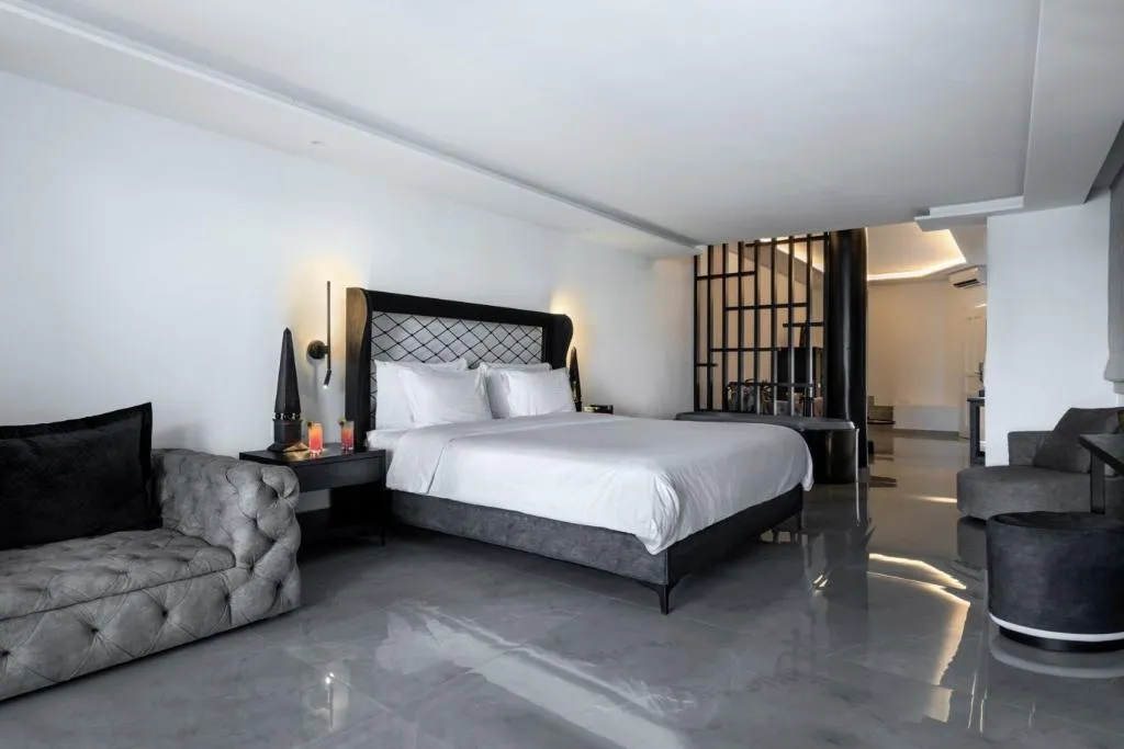 SUITE WITH JACUZZI Room, Petinos Beach, Mykonos