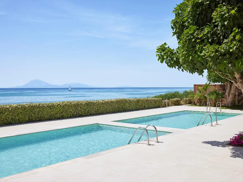 VILLA CAPACITY 8 Room, Mandola Rosa, A Resort to Live, Athens