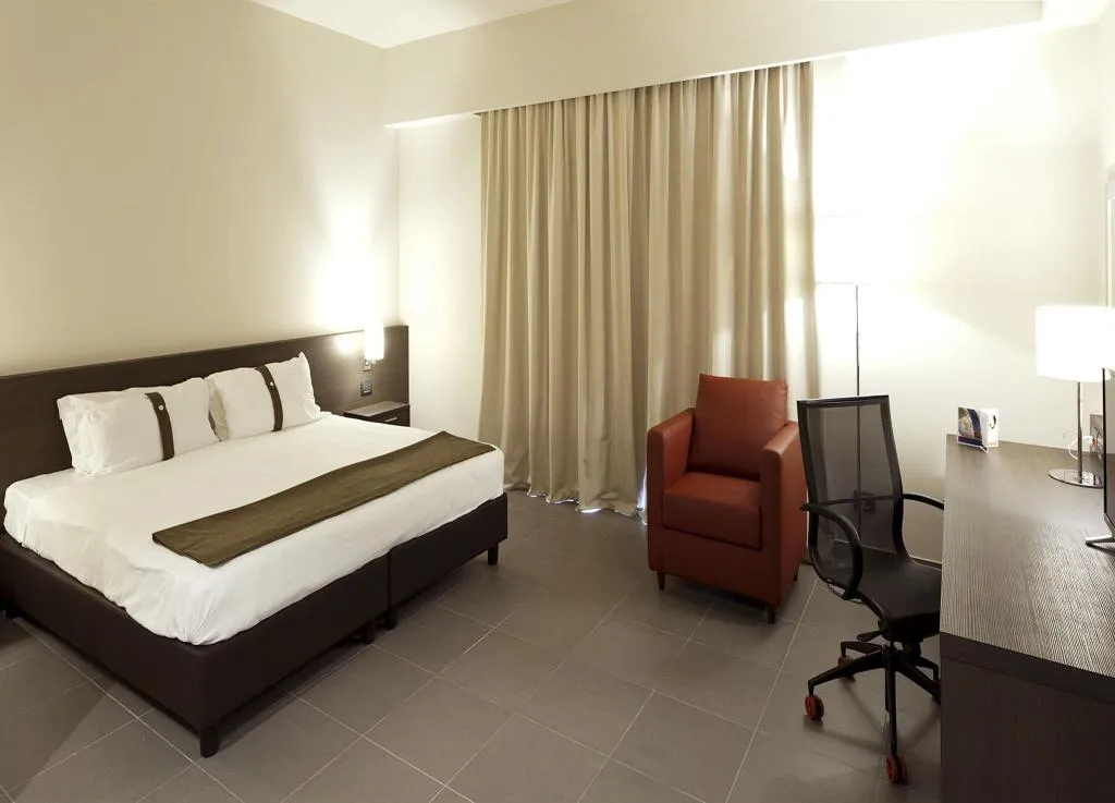 DOUBLE KING SIZE BED Room, Inn Naples Airport, Naples