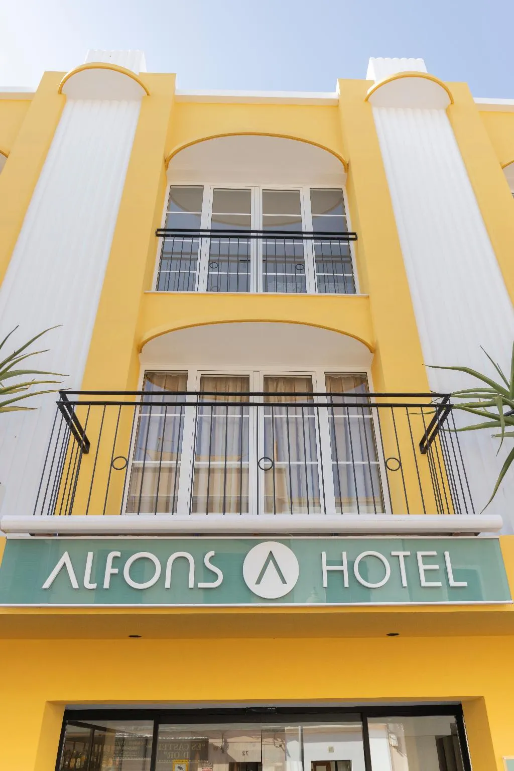 General view, Hotel Alfons, Menorca