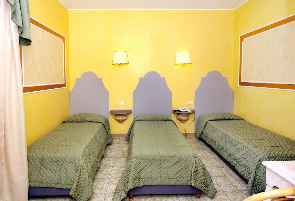 TRIPLE CLASSIC WITH BALCONY Room, D'Orange D'Alcantara, Palermo
