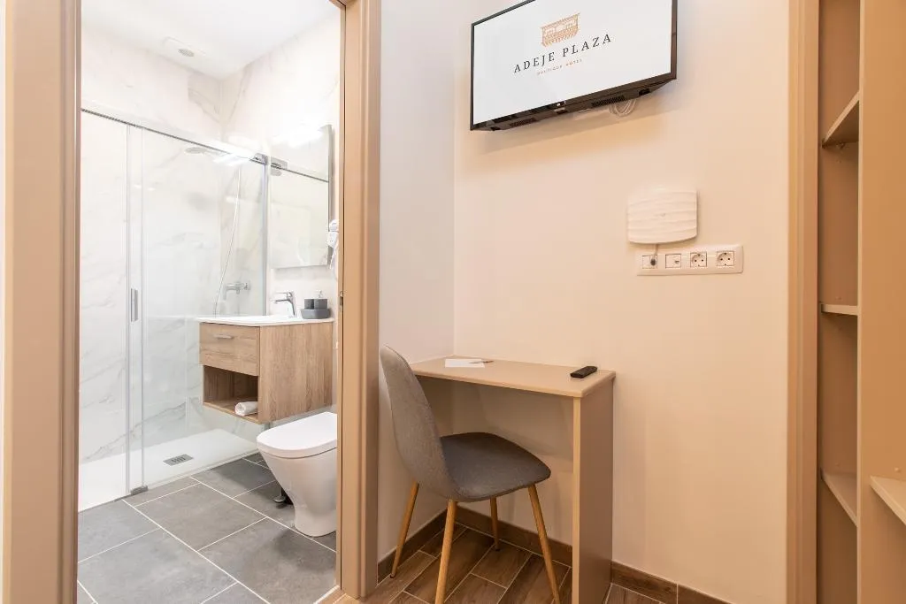 DOUBLE SUPERIOR WITH BALCONY Room, Suncanarias Hotel Adeje Plazas, Tenerife