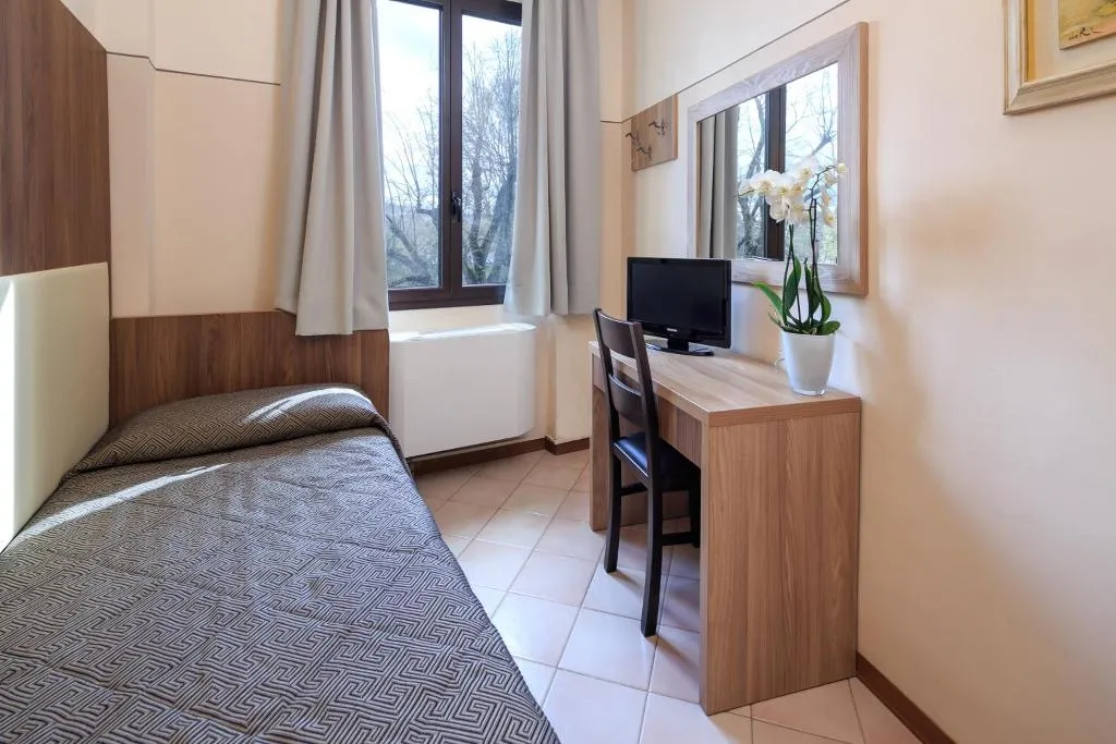 Room, Hotel Arno Bellariva, Florence