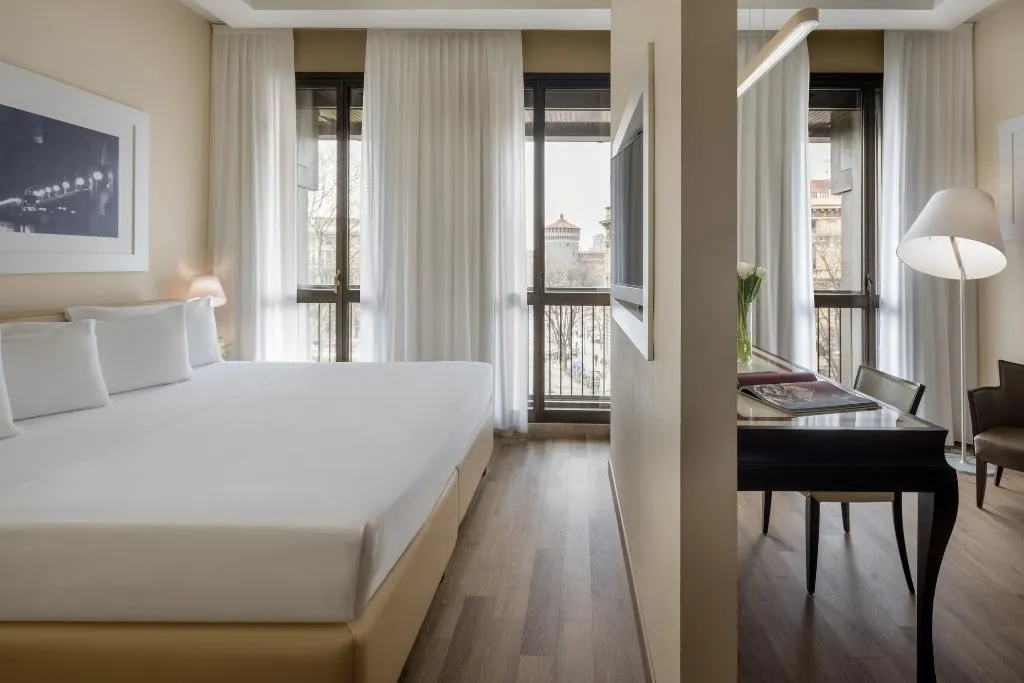 JUNIOR SUITE CAPACITY 2 Room, UNA HOTELS Cusani Milano, Milan