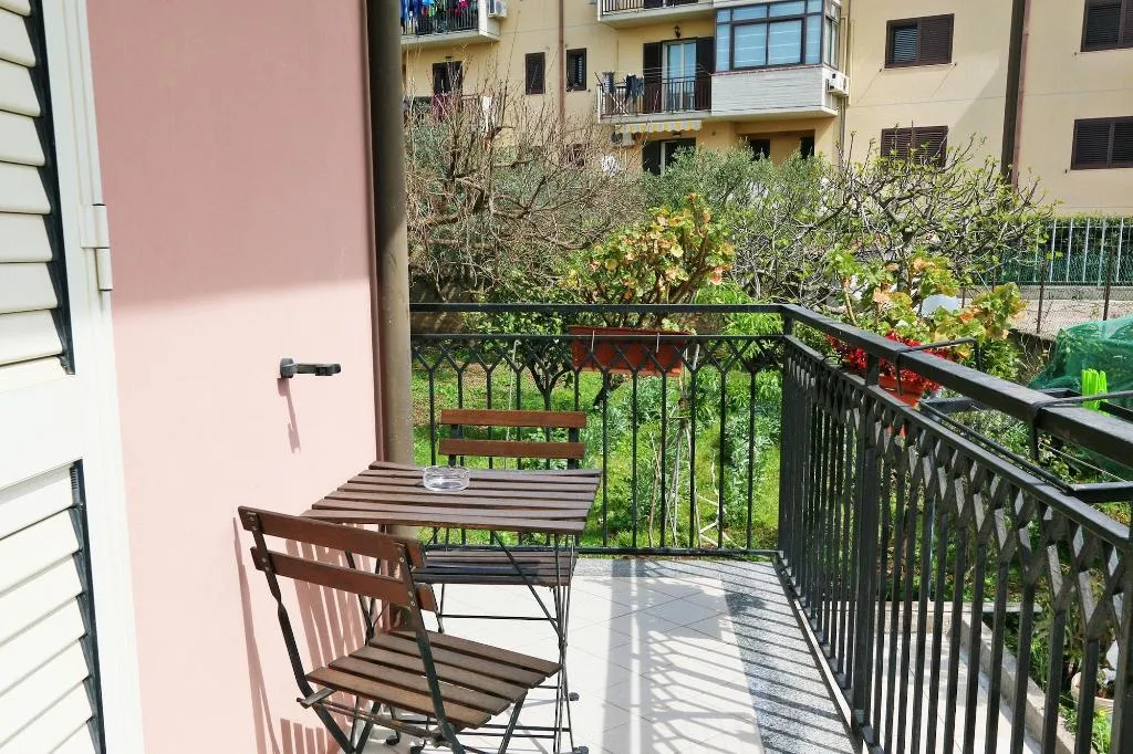 Room, B&B Kosmos, Catania
