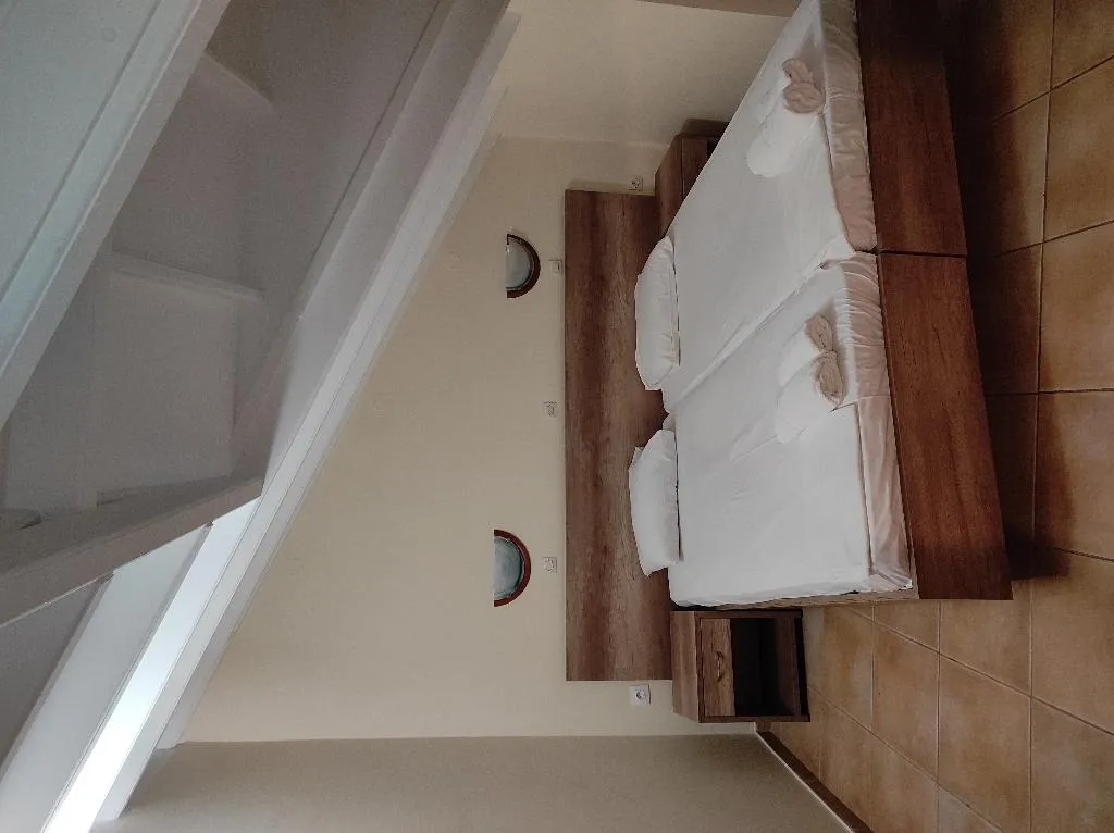 APARTMENT SIDE SEA VIEW TWO BEDROOMS Room, Kavos Plaza, Corfu