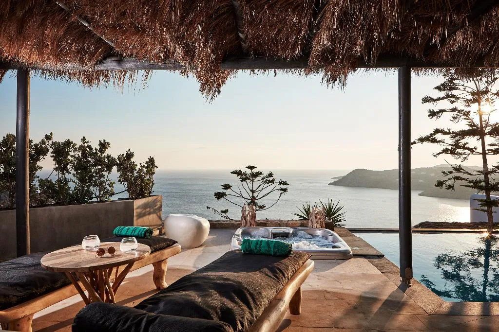 VILLA TWO BEDROOMS WITH PRIVATE POOL Room, Myconian Utopia Relais & Chateaux, Mykonos