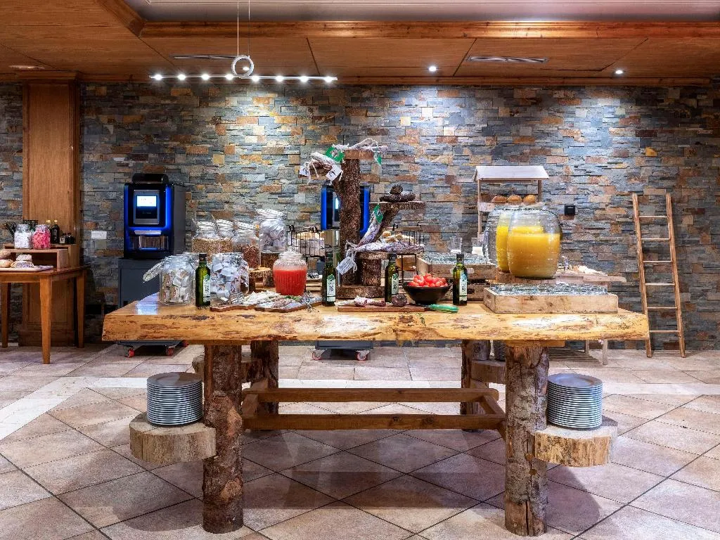 Restaurant, Vielha Val d’Arán Affiliated by Melia, Costa Brava