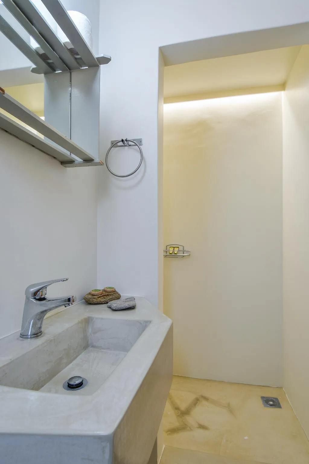 APARTMENT STANDARD Room, Rooster Guesthouse Rooms, Corfu