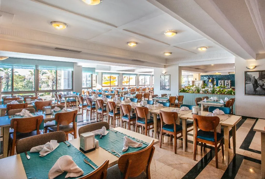 Restaurant, Palmin Hotel, Izmir