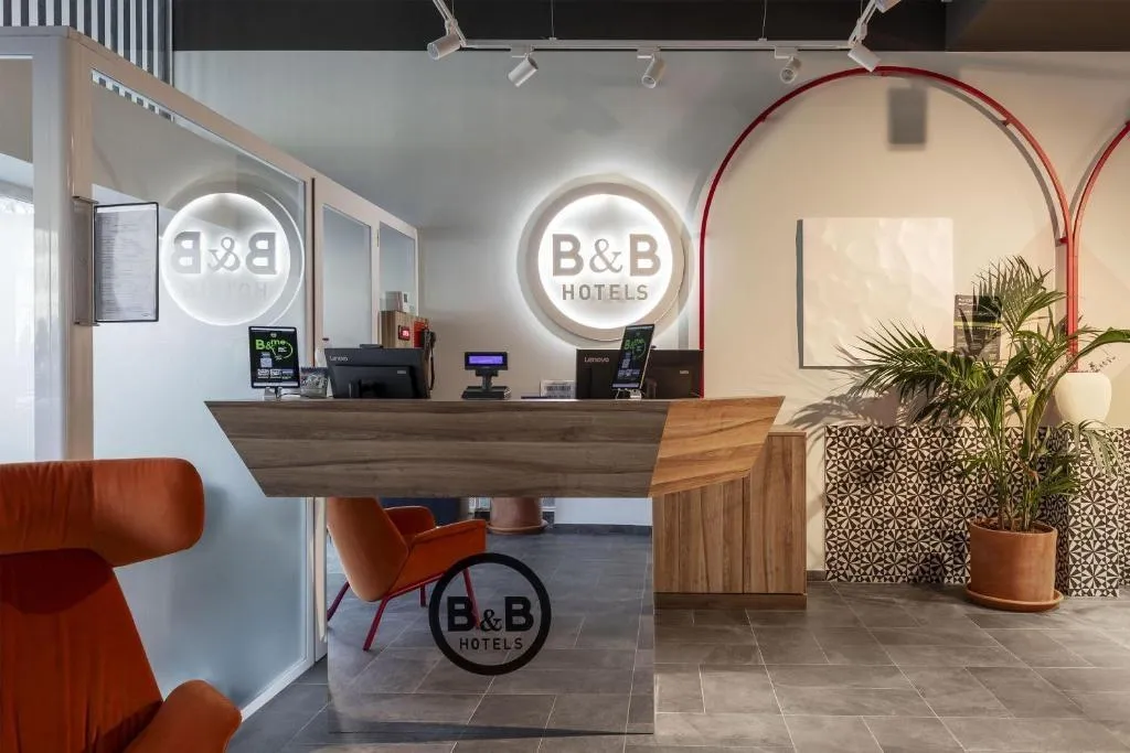 Lobby, B&B Hotel Como Baradello, Milan