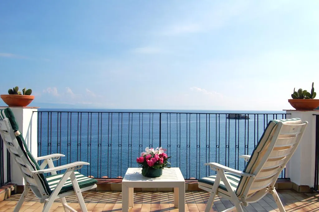 TRIPLE SUPERIOR WITH TERRACE Room, Lido Mediterranee, Taormina