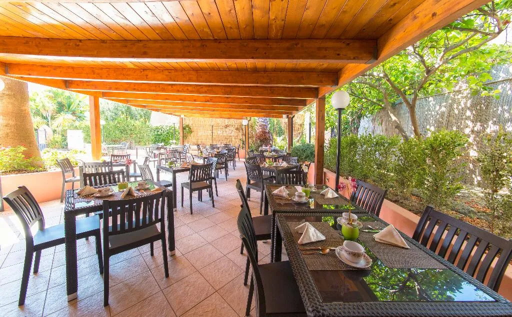 Terrace, Eden Park, Naples
