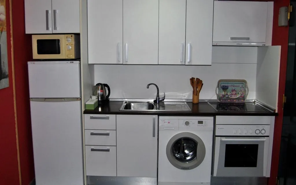 Room, Apartahotel Collarubio, Madrid