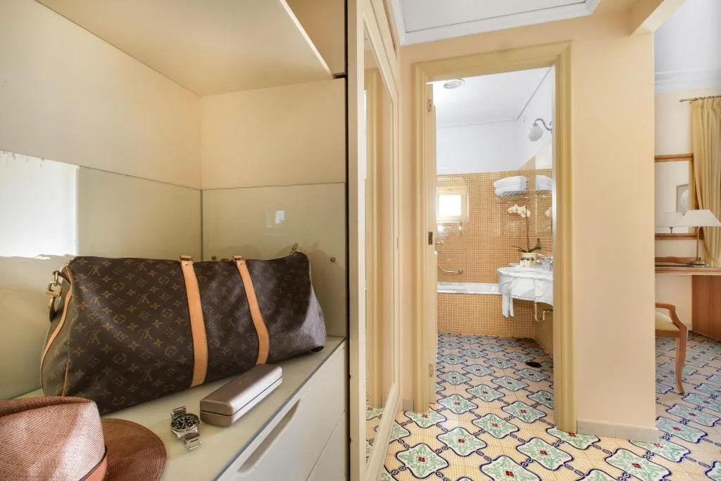 JUNIOR SUITE STANDARD Room, Antiche Mura, Naples