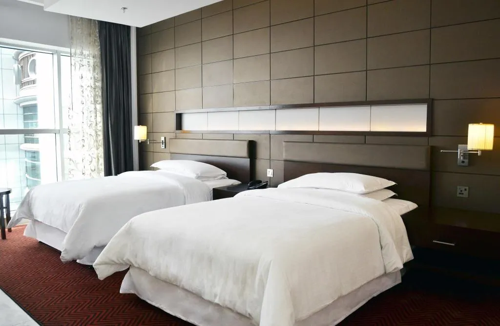 Room, Four Points by Sheraton Sharjah, Dubai