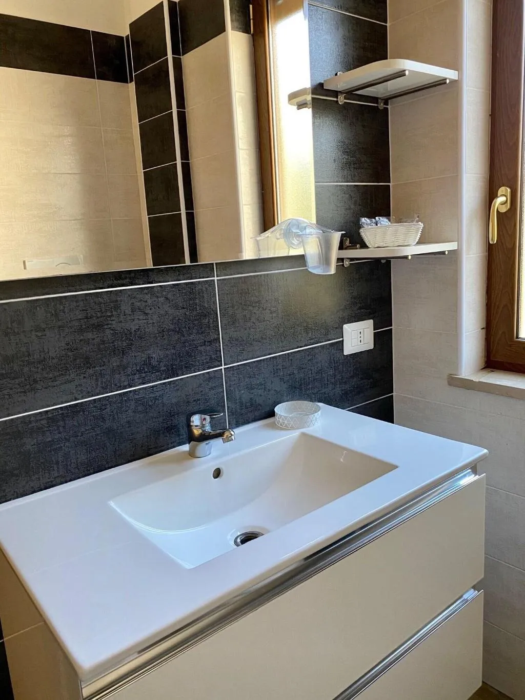 Room, Beb Caruso, Naples