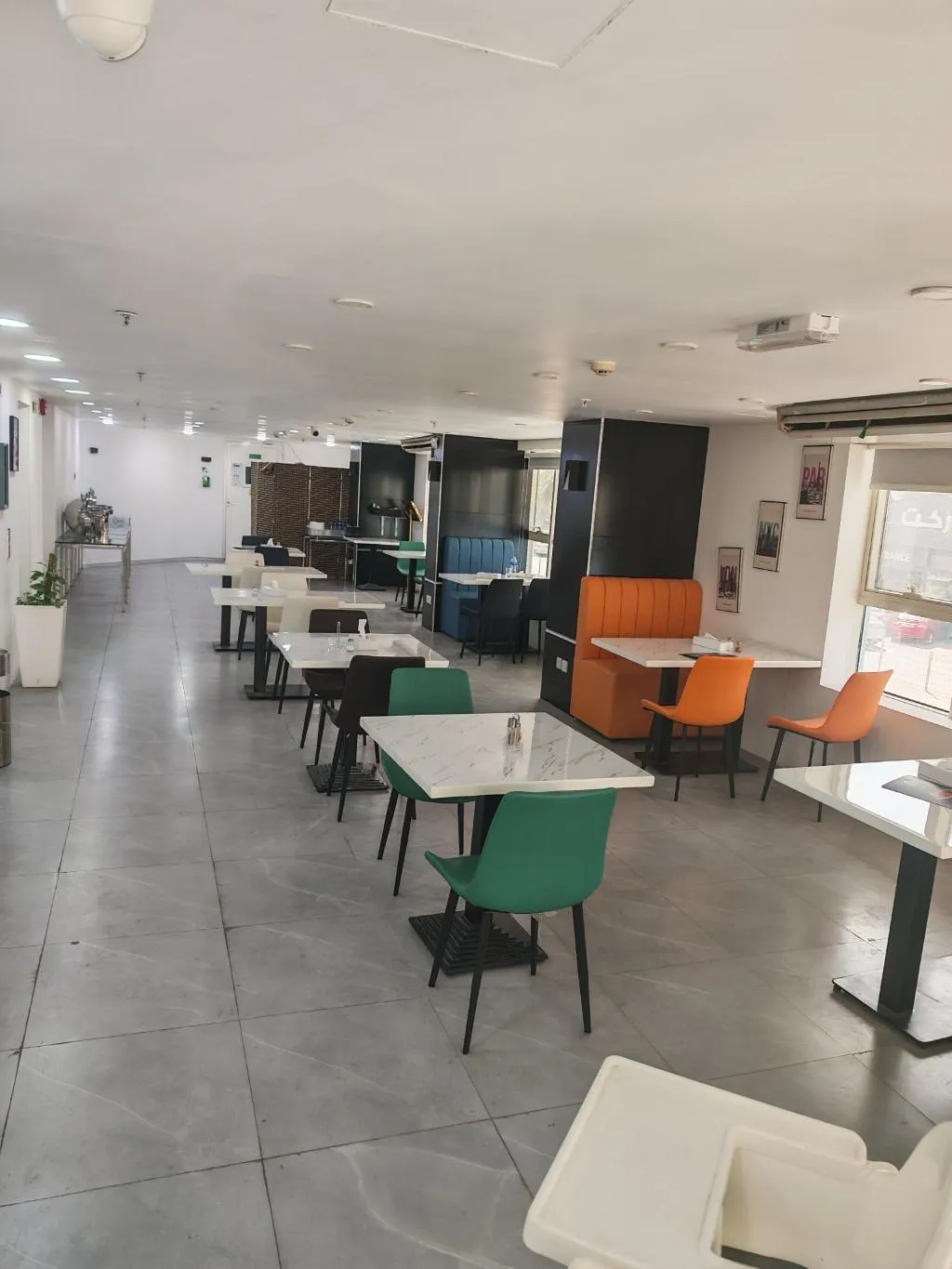 Restaurant, Aldar Hotel, Dubai