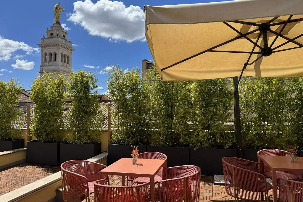 Terrace, Milani, Rome