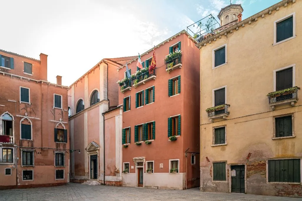 General view, Palazzo Sanluca, Venice