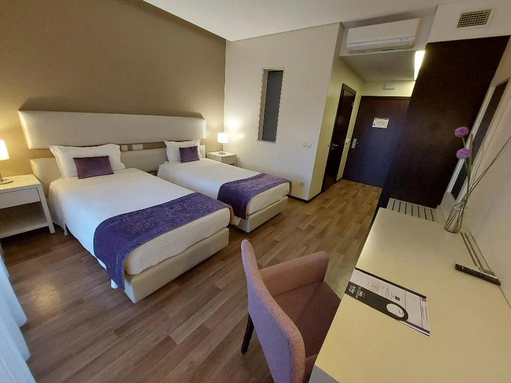 Room, Hotel Monte Lírio, Porto