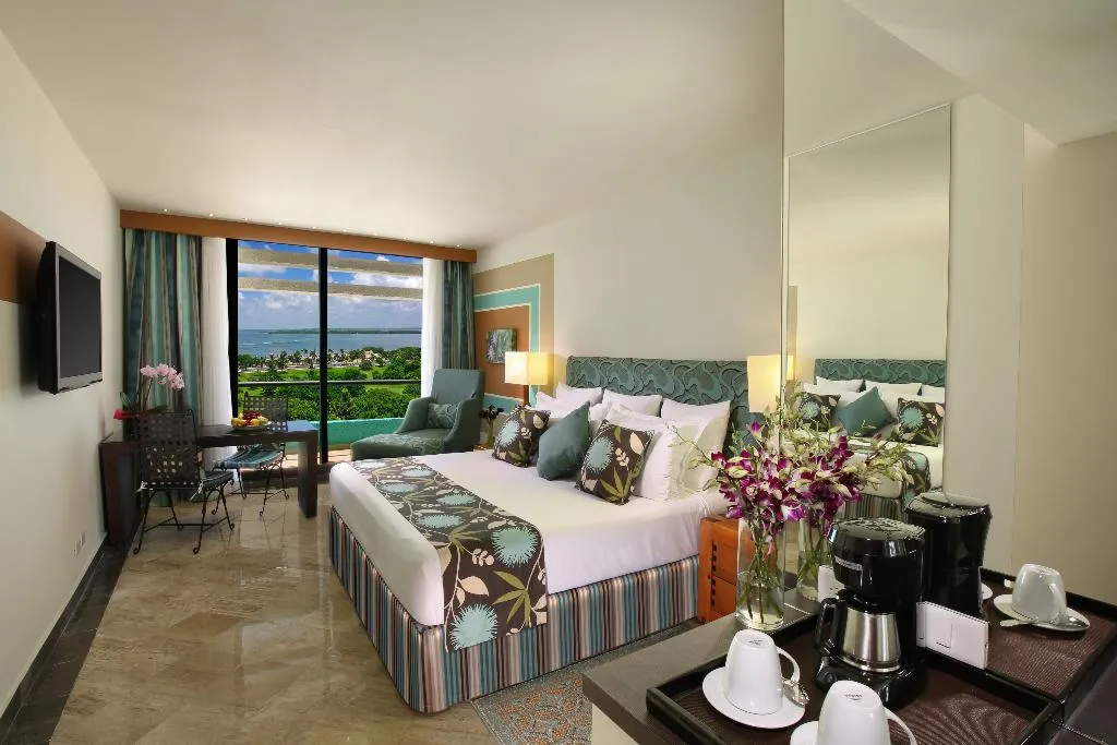 DOUBLE DELUXE Room, The Pyramid Cancun by Oasis, Cancun Area