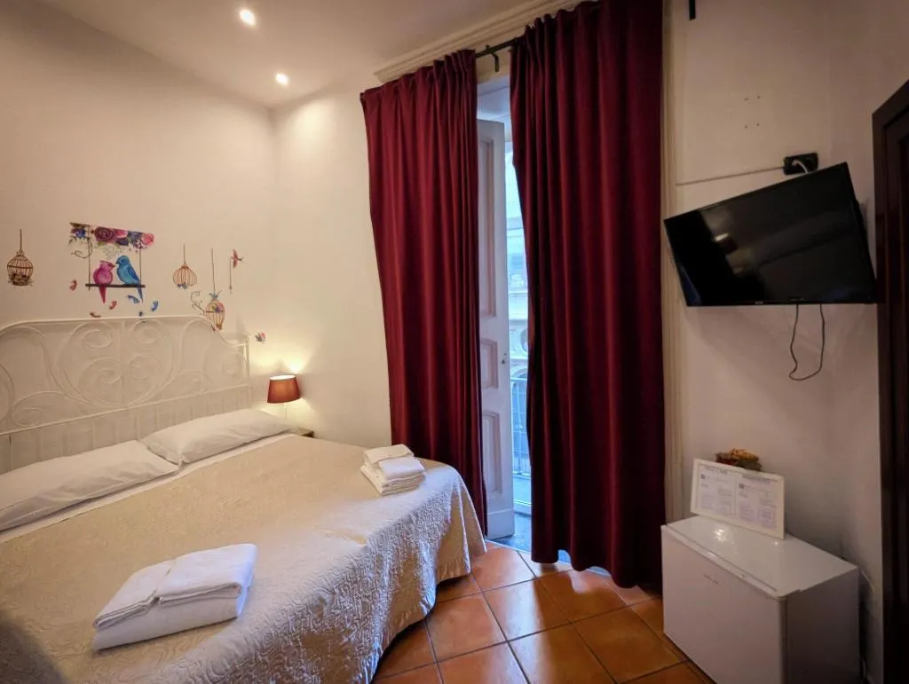 Room, La Locanda Dell Arte, Naples