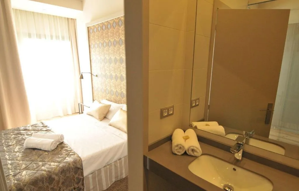 Room, Casa Balmes, Barcelona