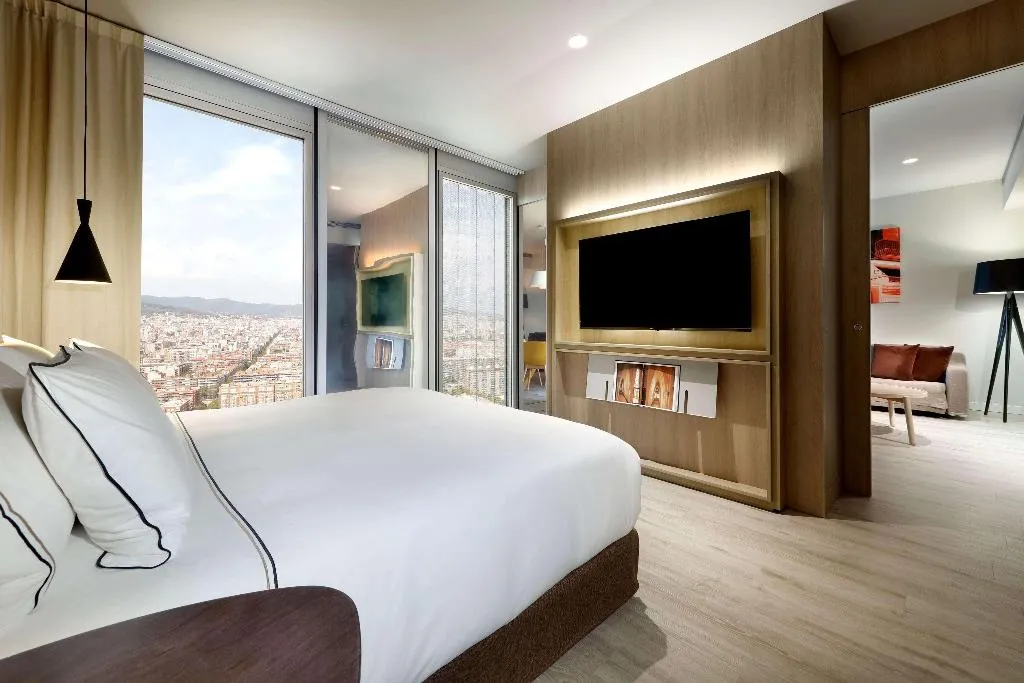 SUITE CITY VIEW Room, The Level at Melia Barcelona Sky, Barcelona