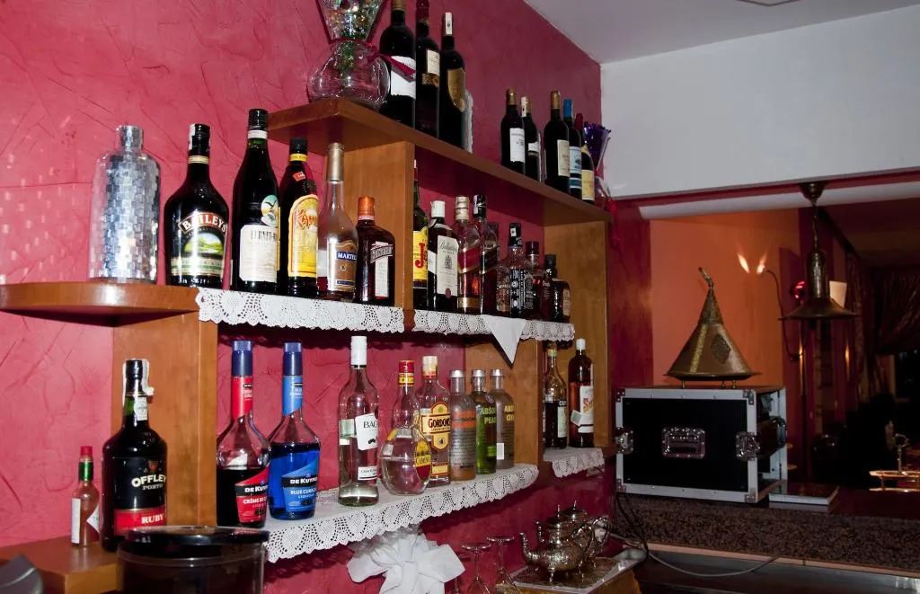 Bar, Dar Eddaya, Rabat