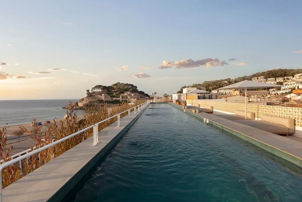 Pool, Elisabeth By the Sea, Costa Brava