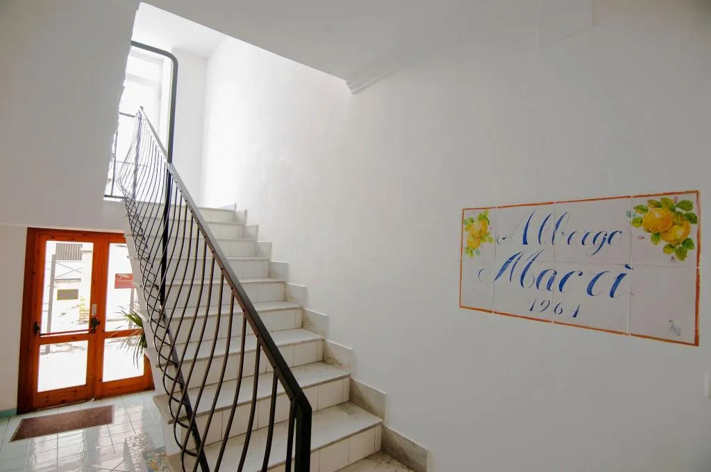 General view, Albergo Macrì, Naples