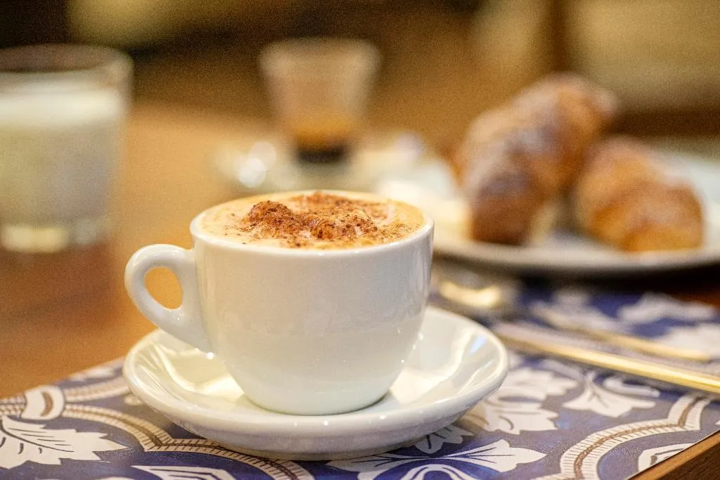 Bar, Grand Hotel Europa, Naples