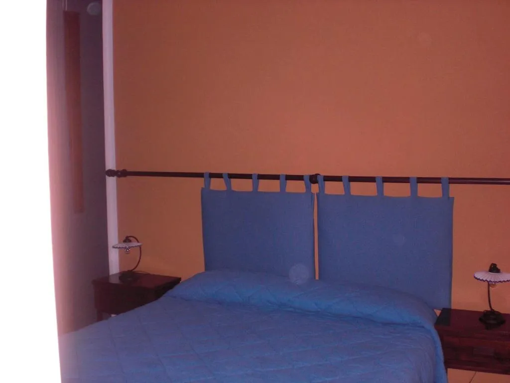 Room, A Giummara, Palermo
