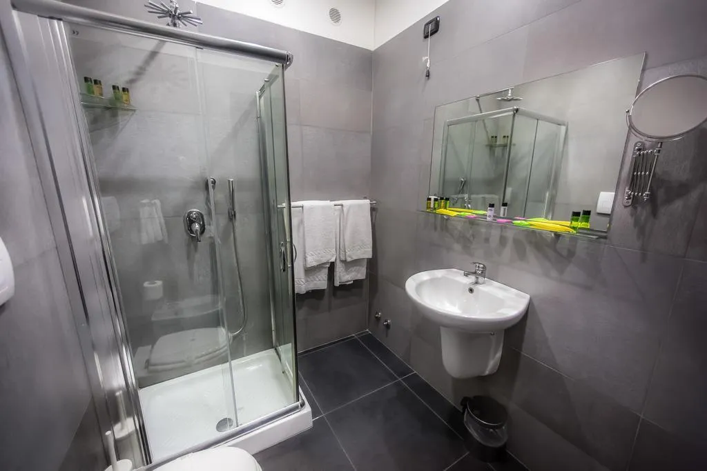 TRIPLE STANDARD Room, Kleopatra Design Hotel, Naples