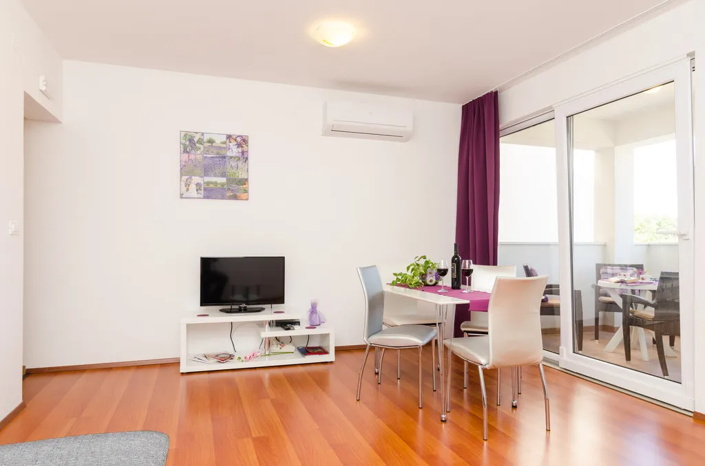 APARTMENT SEA VIEW WITH BALCONY Room, Apartments Ira, Dubrovnik