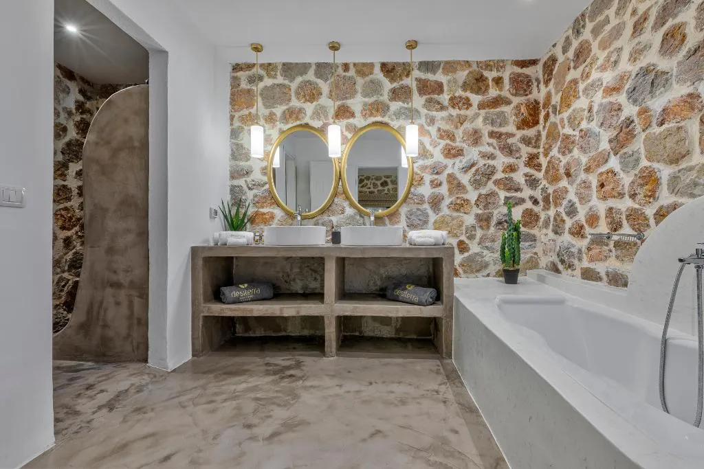 VILLA WITH PRIVATE POOL Room, Desiterra Resort, Santorini