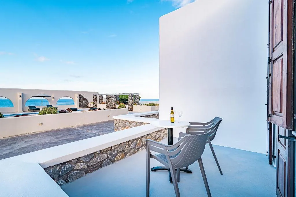 Room, Agia Irini, Santorini