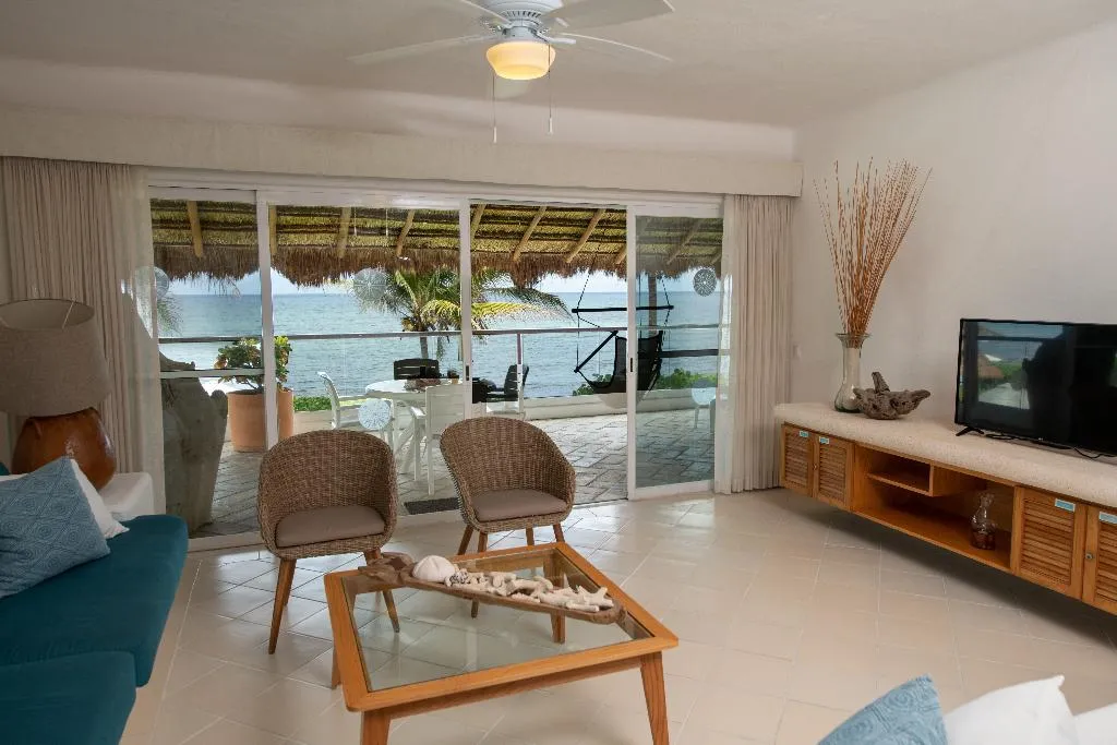 VILLA OCEAN VIEW THREE BEDROOMS Room, Las Villas Akumal, Cancun Area