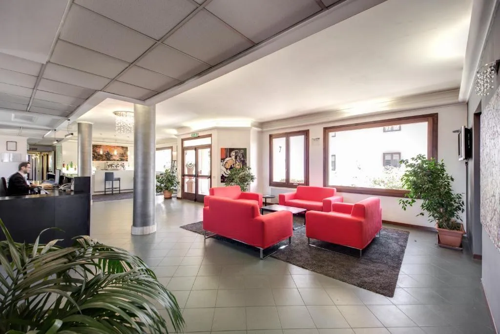 Lobby, Alba, Rome