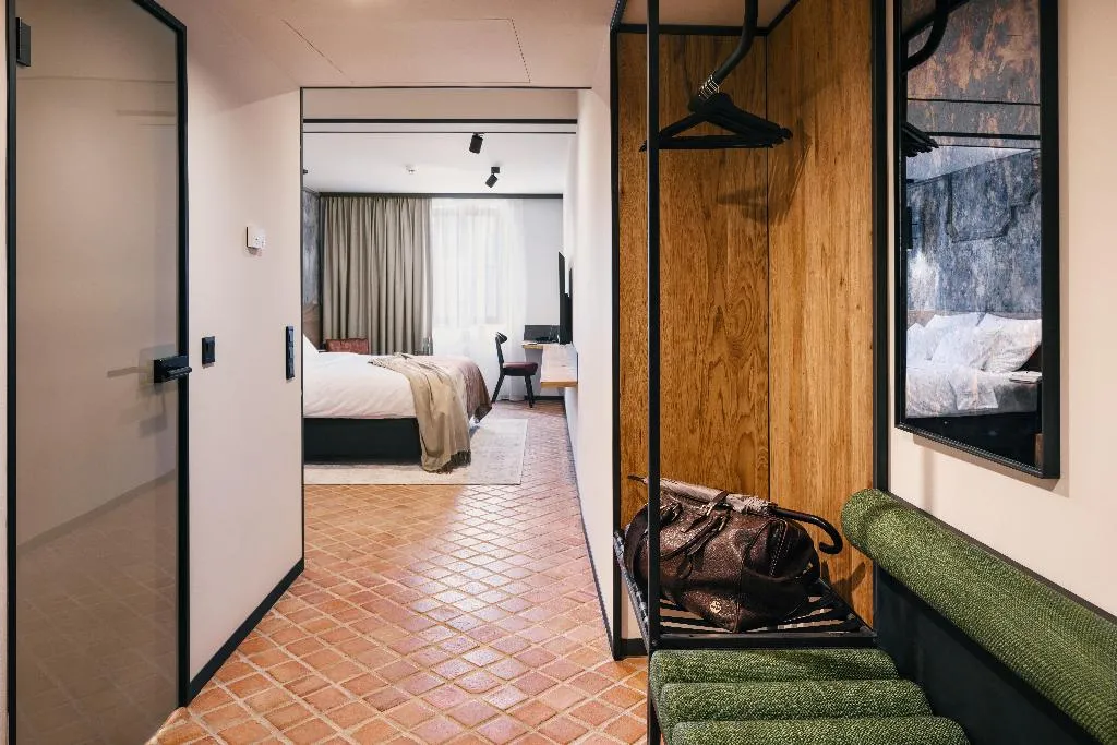 DOUBLE DELUXE Room, Nomadic Urban Premium Suites, Krakow