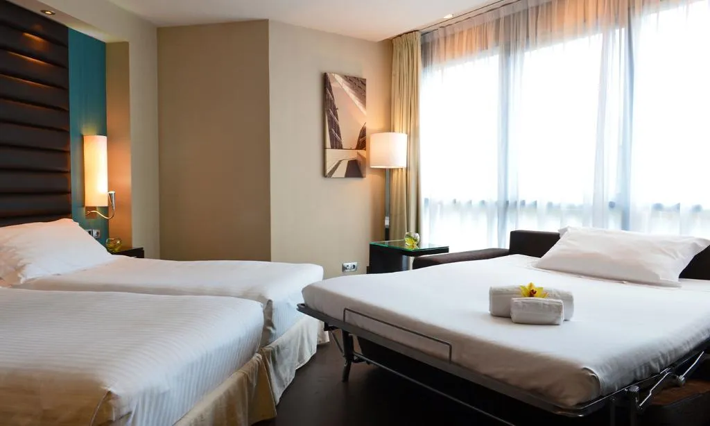 FAMILY ROOM SUPERIOR Room, Pestana Arena Barcelona Boutique Hotel, Barcelona
