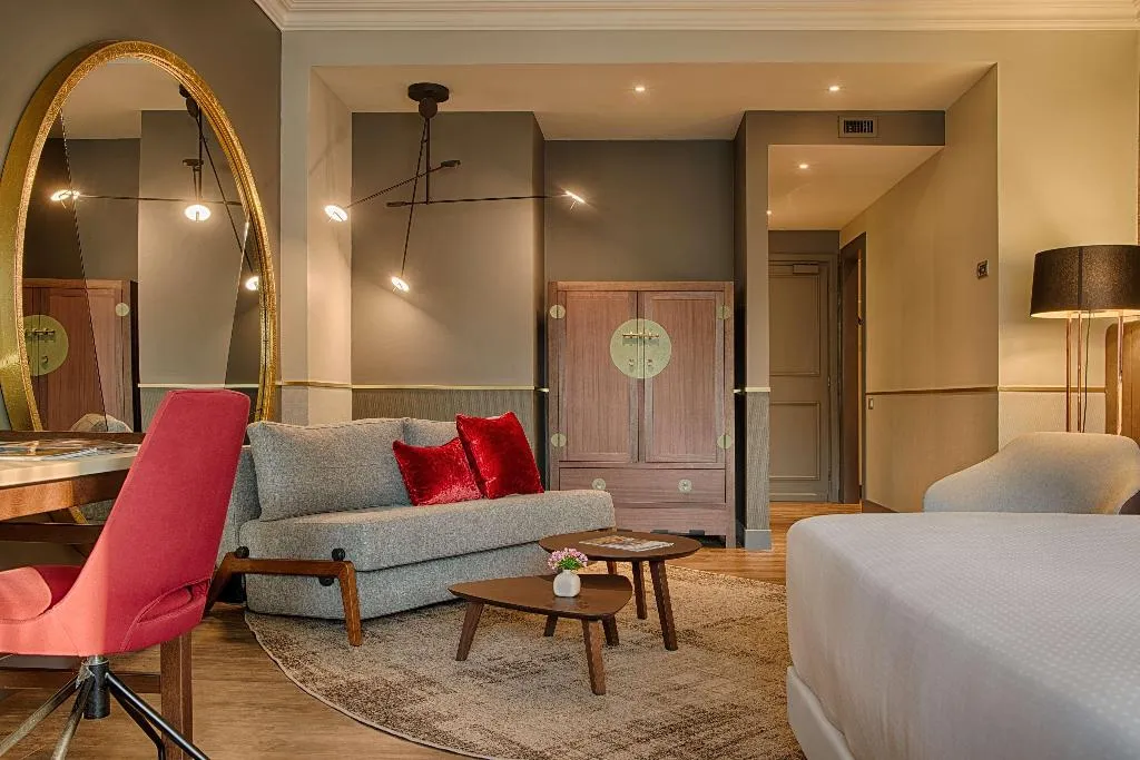 JUNIOR SUITE STANDARD Room, NH Collection Milano Porta Nuova, Milan