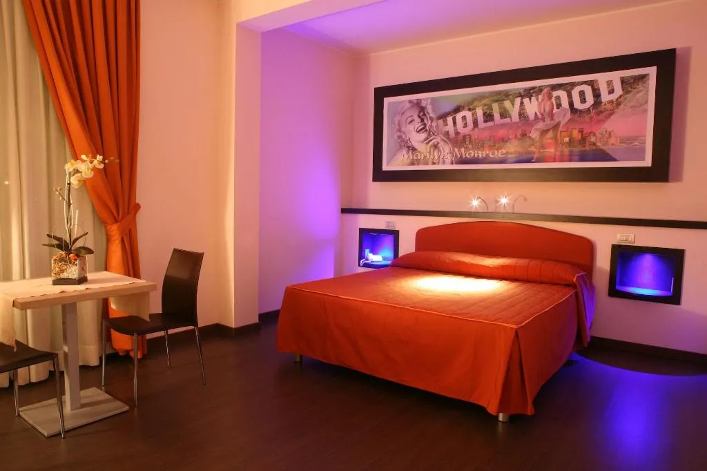 Room, Hotel Mito, Milan