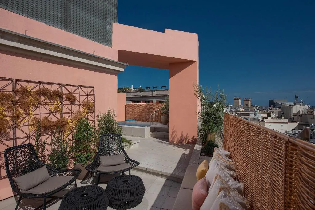 Sports and Entertainment, Le Meridien Barcelona, Barcelona