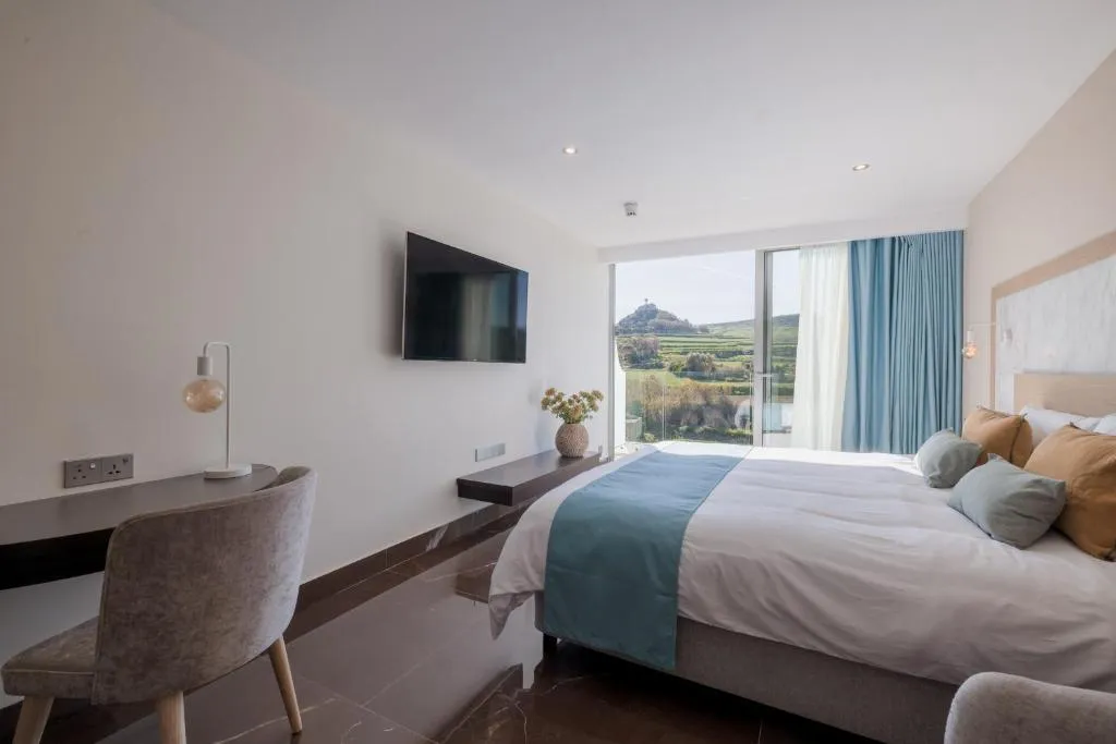 FAMILY ROOM DELUXE LAND VIEW Room, Reef Hotel - Spa, Gozo
