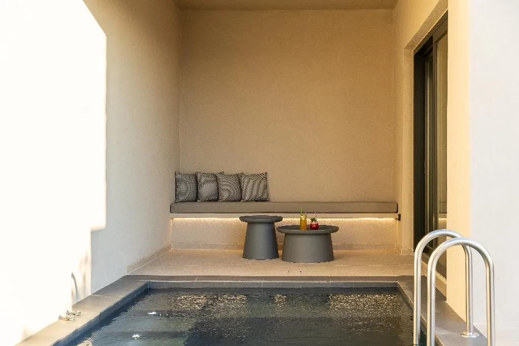 SUITE WITH PRIVATE POOL Room, North Santorini A Luxury Spa Hotel, Santorini